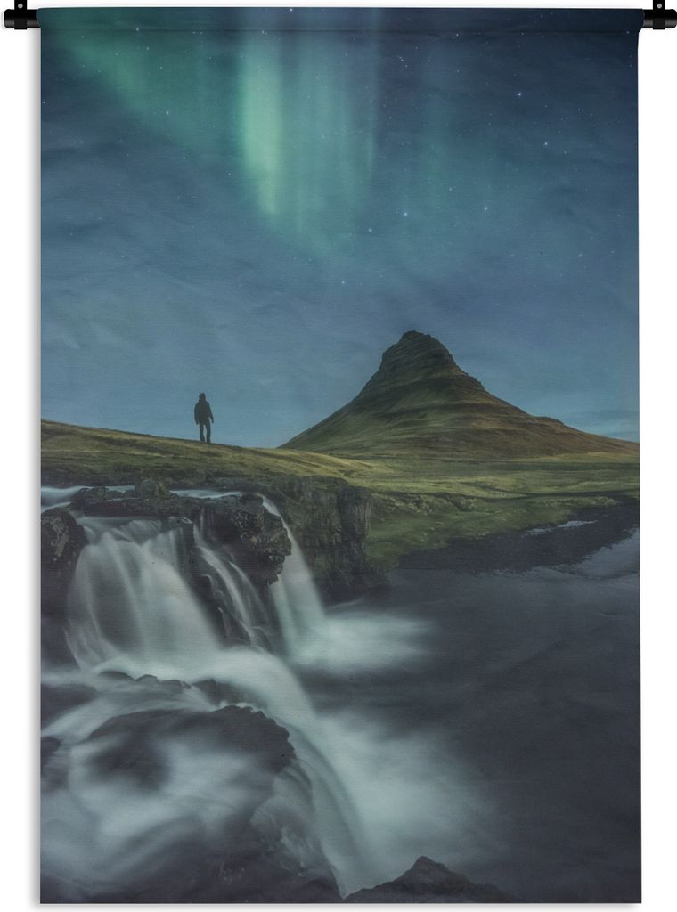 MuchoWow Wandteppich Wandbehang Tourist bei den Nordlichtern 90x135 cm Tapisserie Dekoration Wandtuch - Baumwolle - Wandskulptur