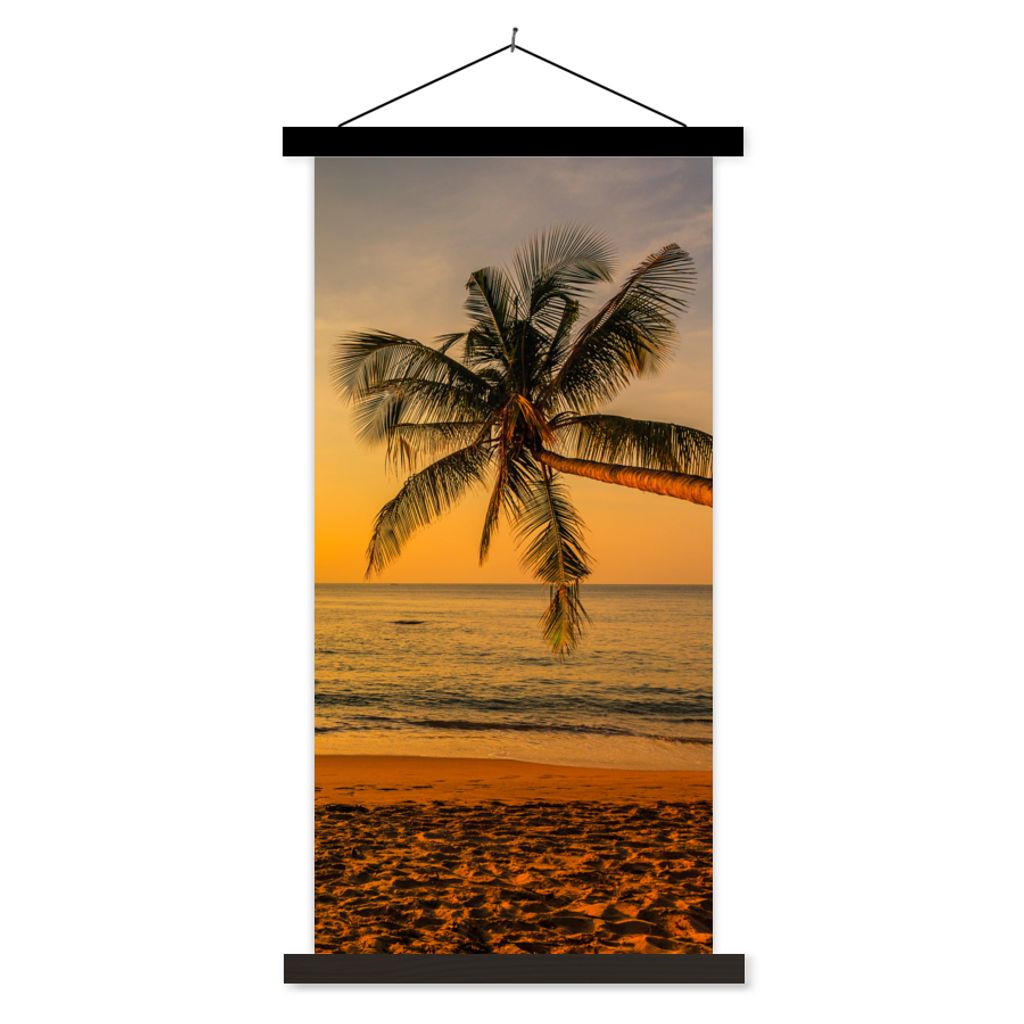 MuchoWow Textilposter Palme - Strand - Sonnenuntergang - Meer 40x80 cm mit schwarzem Rahmen - Wandemalerei