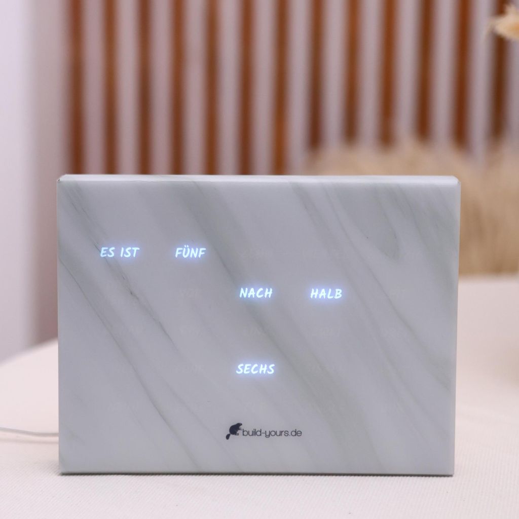 BoxClock Phantom White Marble Edition – LED Wortuhr für Tisch & Wand – PLA Front in Marmoroptik mit Phantom Effekt – WLAN & App Steuerung ...