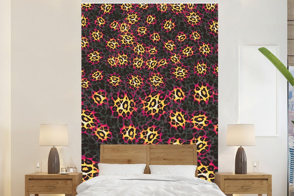 MuchoWow Fototapete für Wohnzimmer oder Schlafzimmer Wandtapete Vinyl Motivtapete Leopard - Design - Rosa - 145x220 cm - Wanddekoration