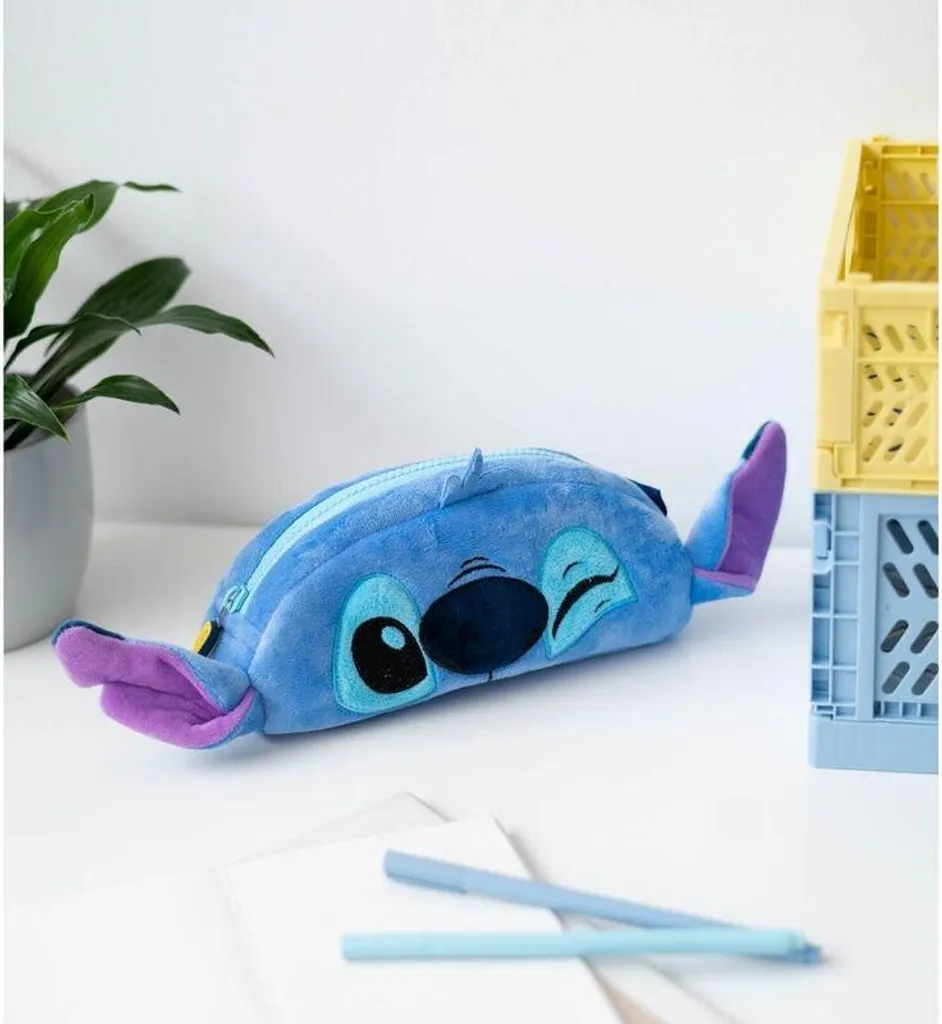 Fini le désordre avec la trousse Stitch compacte pour l'école - 4