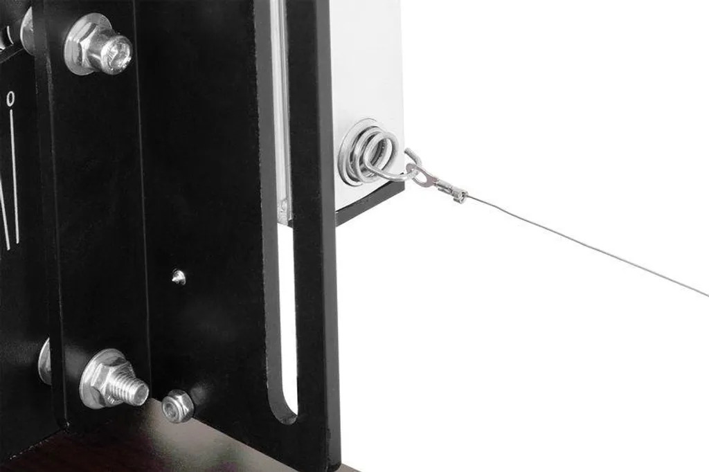 Machine à couper le polystyrène pour isolation et travaux de façade