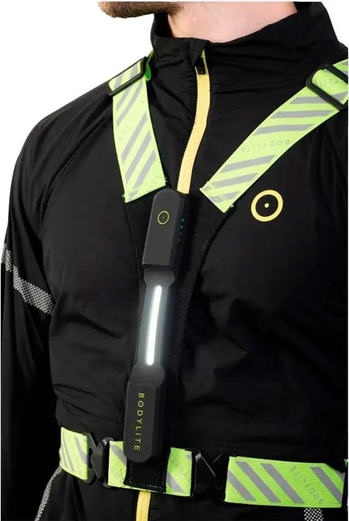 Analisi Gilet Bodylite NightVision: L'evoluzione della Visibilità