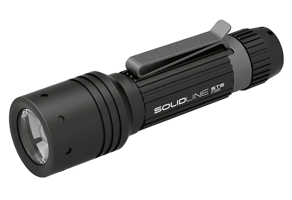 Lampe de poche à LED SOLIDLINE ST5 compacte pour bricolage et pro