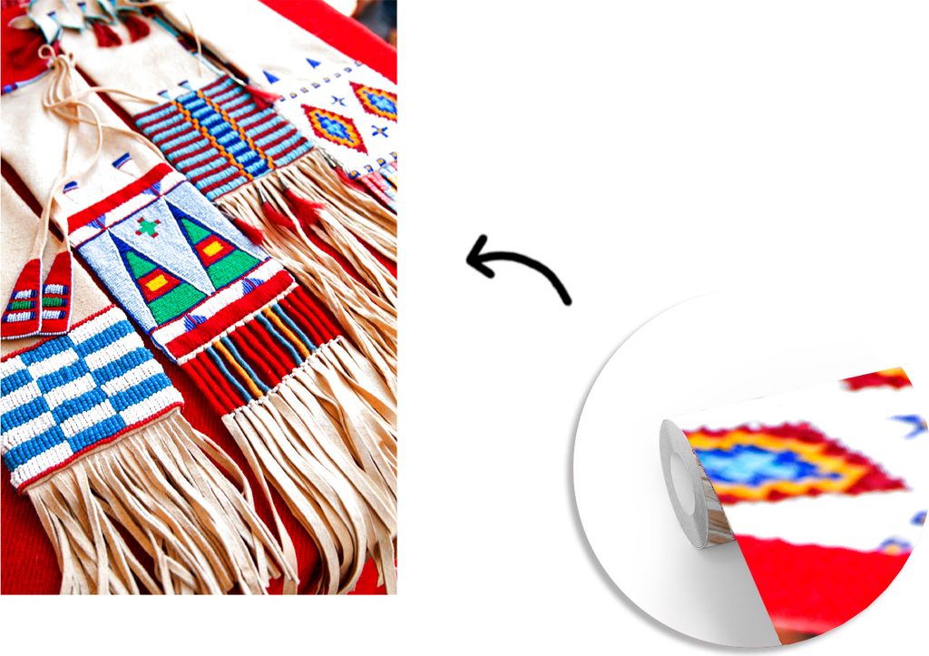 MuchoWow Fototapete für Wohnzimmer oder Schlafzimmer Wandtapete Vinyl Motivtapete Traditionelle Kleidung eines Indianers auf einem Tisch - 175x2...