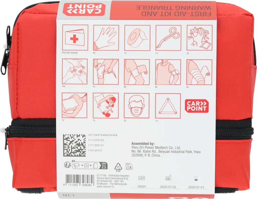 Offerta Kit Carpoint Primo Soccorso DIN13164 e Triangolo Segnalazione