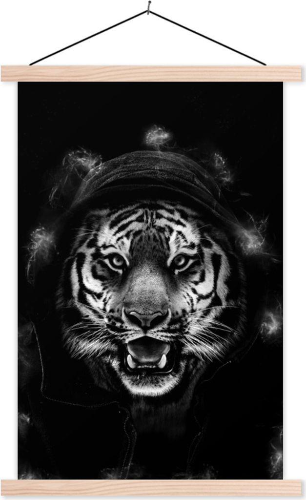 MuchoWow Textilposter Tiger mit Kapuze zwischen Lichtern auf schwarzem Hintergrund - schwarz und weiß 120x180 cm mit holzfarbenen Rahmen - Texti...