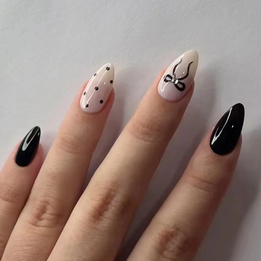 24 Faux Ongles Réutilisables French Tip Noir Blanc avec Colle Adhésive