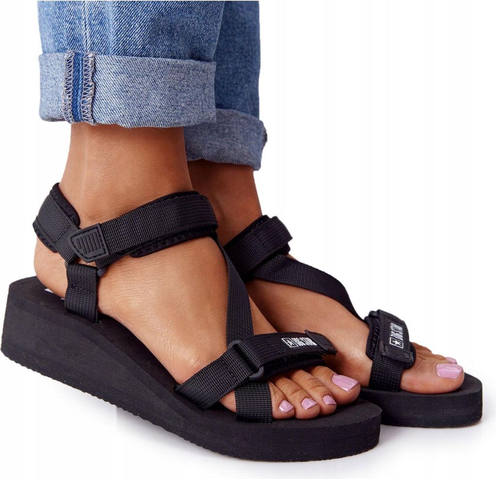 Big Star Damen Sandalen Keilabsatz Sommer Schuhe mit Absatz Schwarz FF274A349 Gr.38