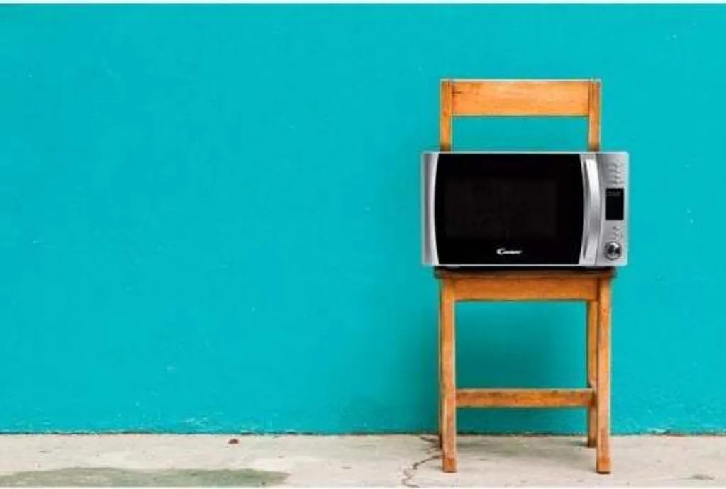 Micro-ondes Candy 30L 900W CMXG30DS avec Gril et 40 Programmes Auto - 12