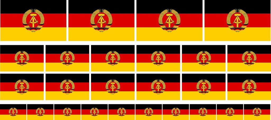 Mini Aufkleber Set - Pack glatt - 4x 51x31mm+ 12x 33x20mm + 10x 20x12mm- selbstklebender Sticker - DDR Flagge / Banner / Standarte fürs Auto, Bür...