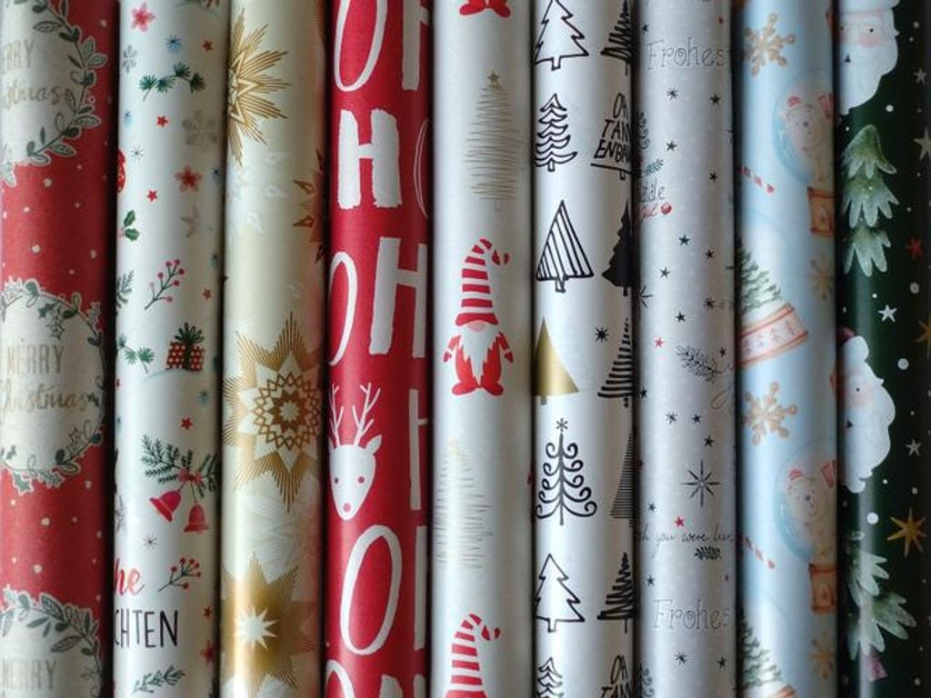 Geschenkpapier - Weihnachten - ca. 3 x 1 m - 1 Rolle