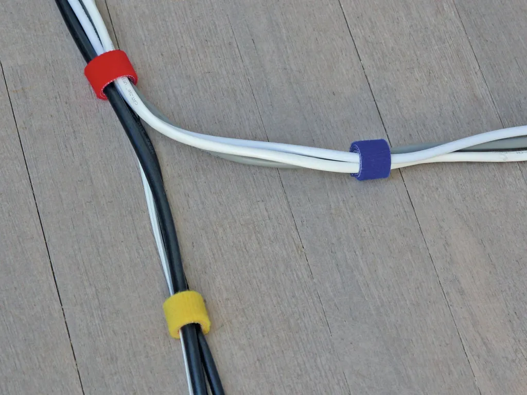 Label-The-Cable LTC PRO 1250 - Rouleau de Velcro double face 25m Bleu - 12