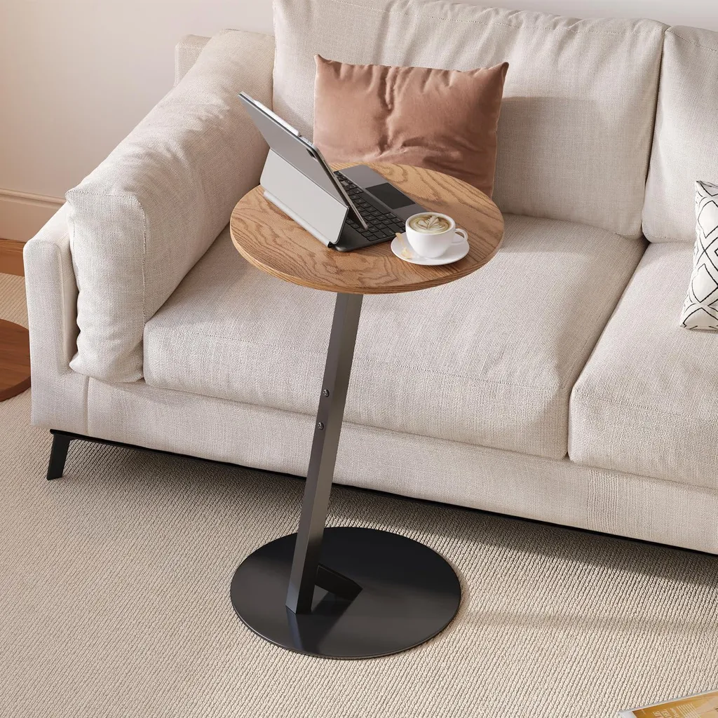 Table basse d'appoint en C - Finissez-en avec l'encombrement du salon