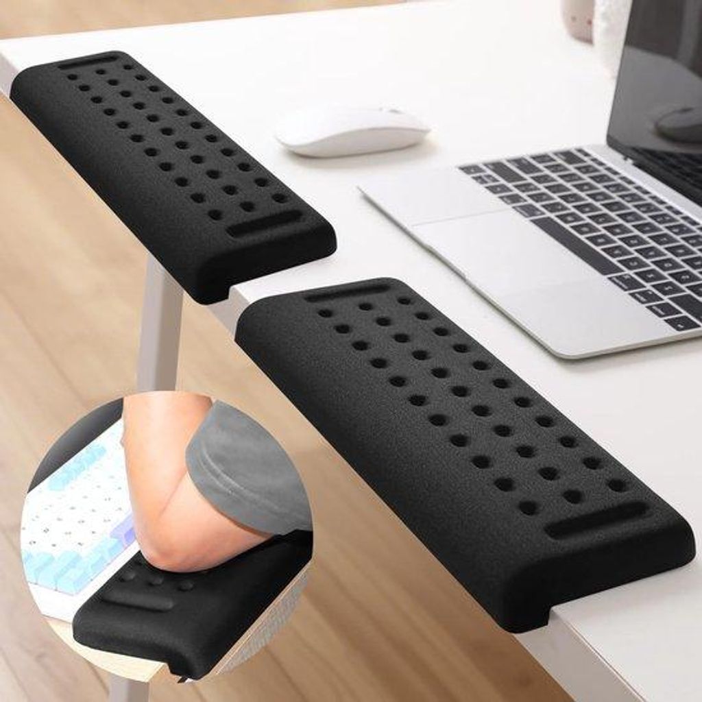 Ergonomischer, L-förmiger Armstütz für maximierten Komfort bei der Bürotätigkeit.