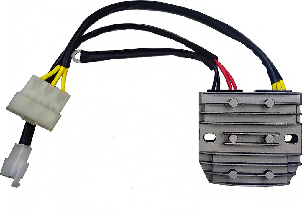 Régulateur pour réparer la panne de batterie sur KTM Duke 125