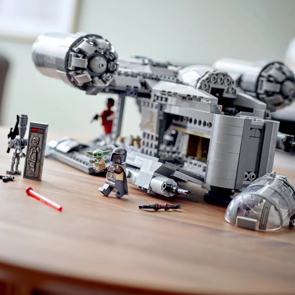 Jeu de Construction LEGO Star Wars Razor Crest Vaisseau Spatial - 13