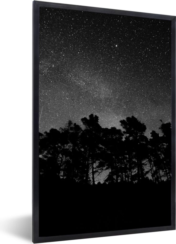MuchoWow Gerahmtes Poster Sternenhimmel - Wald - Himmel - Schwarz - Bäume 40x60 cm - Poster mit Schwarzem Bilderrahmen Wandposter Rahmen Foto Bi...