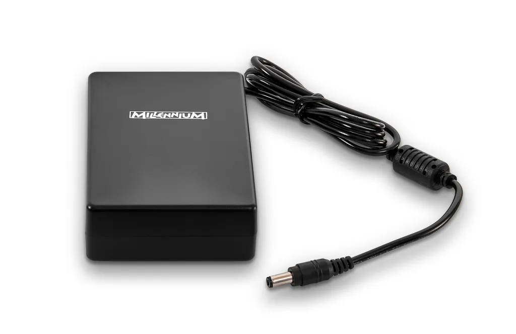 Ordinateur d'échecs électronique Millenium M825 Chess Volt interactif
