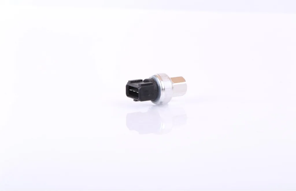 Pressostat de climatisation NISSENS 301068 pour circuit AC