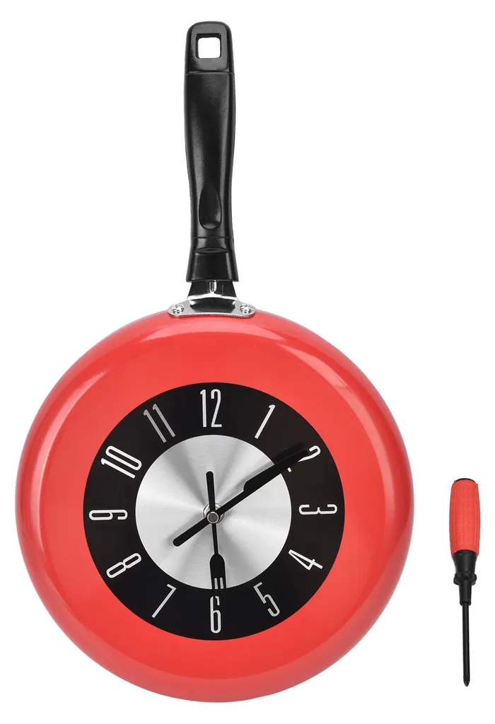 Horloge murale pour salle à manger et bar en forme de poêle aluminium