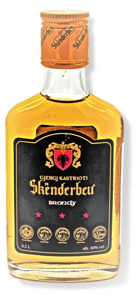 Skenderbeu Konjak - der Brandy als Flachmann Produktbild 
