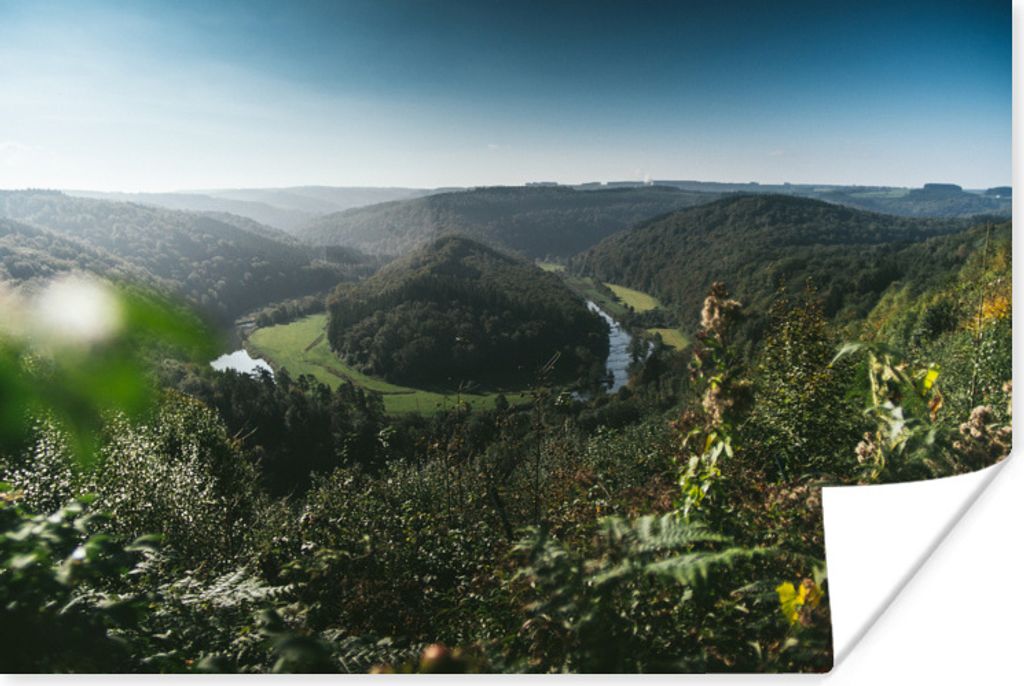 MuchoWow Poster Ein mäandernder Fluss in den belgischen Ardennen 90x60 cm - Schlafzimmer