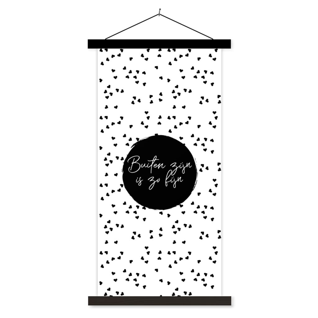 MuchoWow Textilposter Draußen sein ist so schön - Text - Garten - Zitate 40x80 cm mit schwarzem Rahmen - Wandemalerei