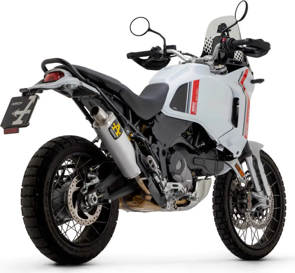 Réduisez le poids de votre Ducati Desert X avec l'Arrow Indy Race Alu