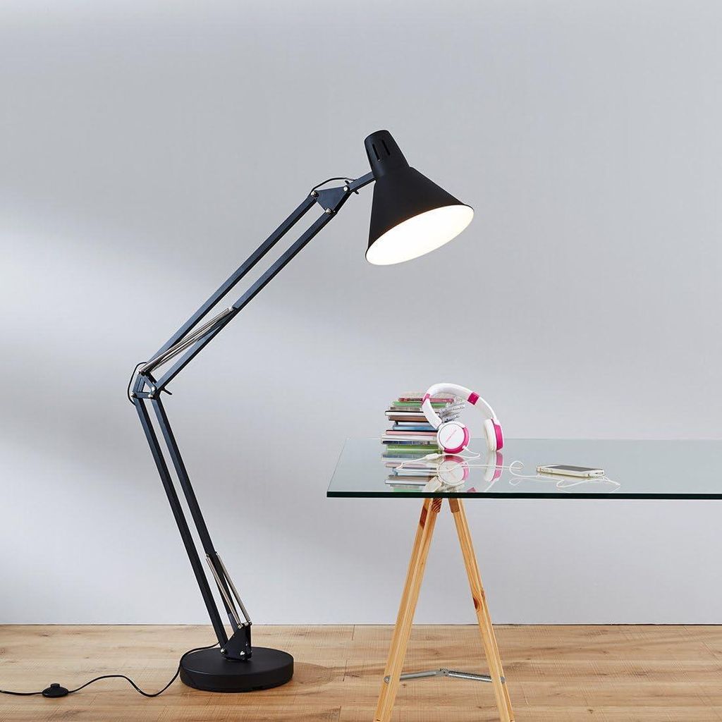 grand lampadaire noir Winston, 92710/06 Brilliant Image du produit 