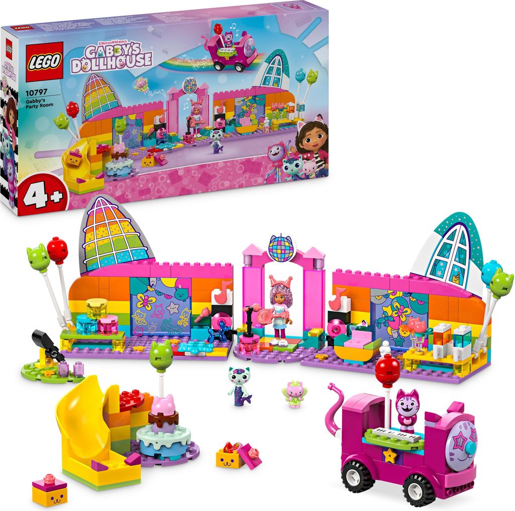 A LEGO Gabby's Dollhouse playset and its packaging are displayed.