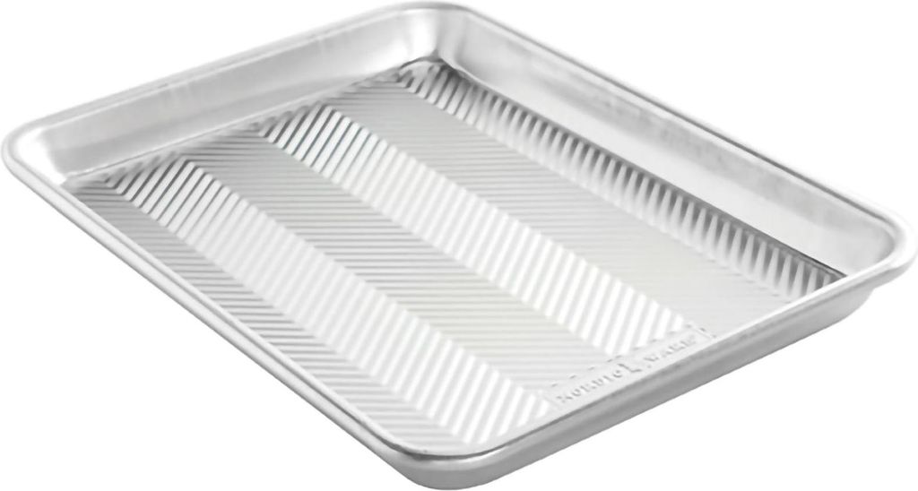 Nordic Ware Backblech Prism 33 x 24 cm - Viertelblech