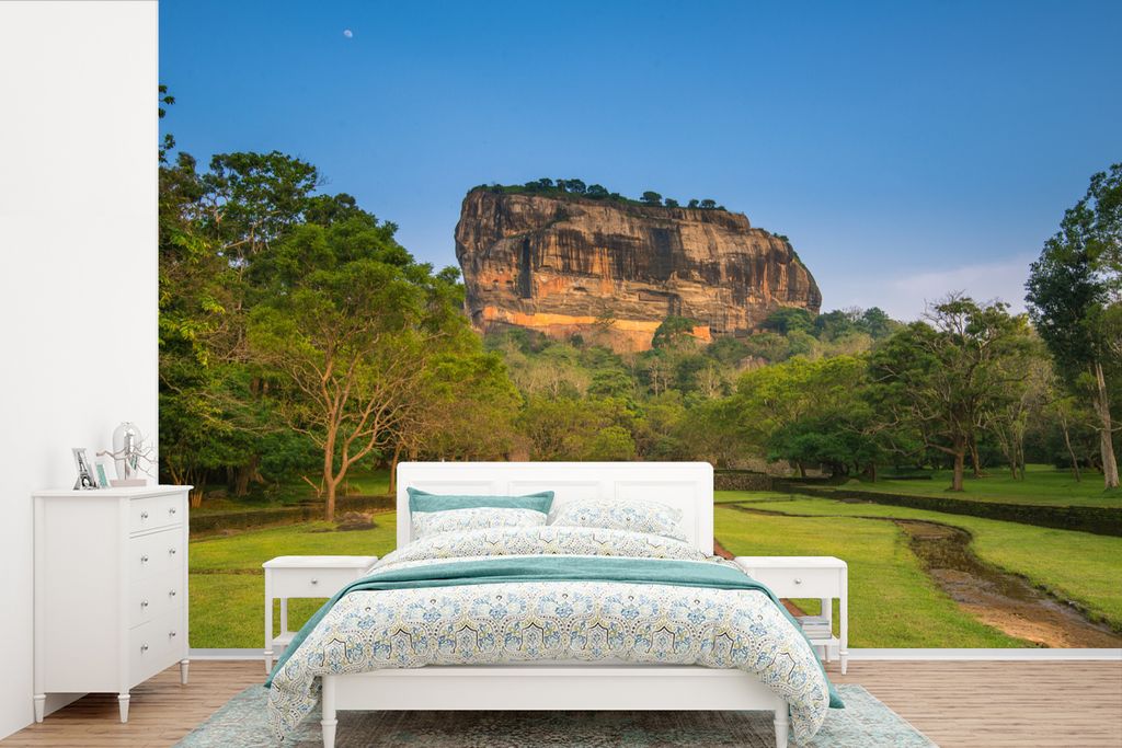 MuchoWow Fototapete für Wohnzimmer oder Schlafzimmer Wandtapete Vinyl Motivtapete Der Sigiriya mit einem schönen Weg - 330x220 cm - Fototapeten