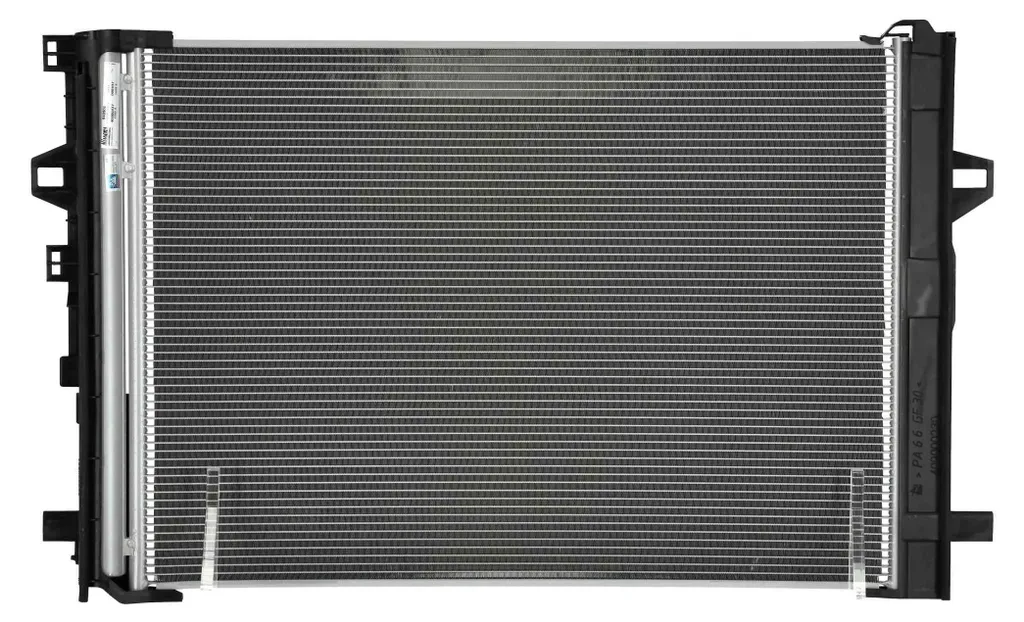 Condenseur climatisation Nissens 940901 pour Mercedes Classe B W245