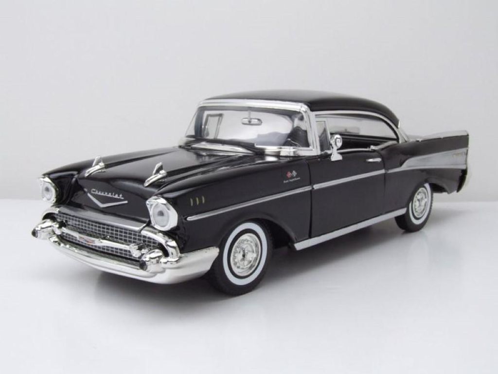 Motormax 73180SW Chevrolet Bel Air Hardtop 1957 schwarz Produktbild 