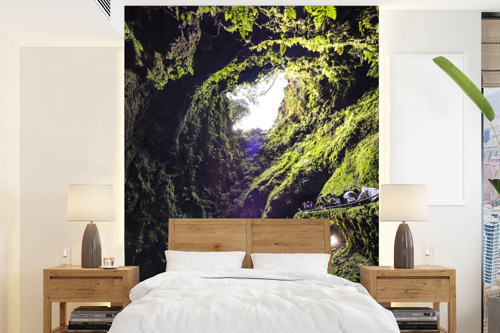 MuchoWow Fototapete für Wohnzimmer oder Schlafzimmer Wandtapete Vinyl Motivtapete Die vulkanische Höhle Algar do Carvão auf den Azoren - 205x2...