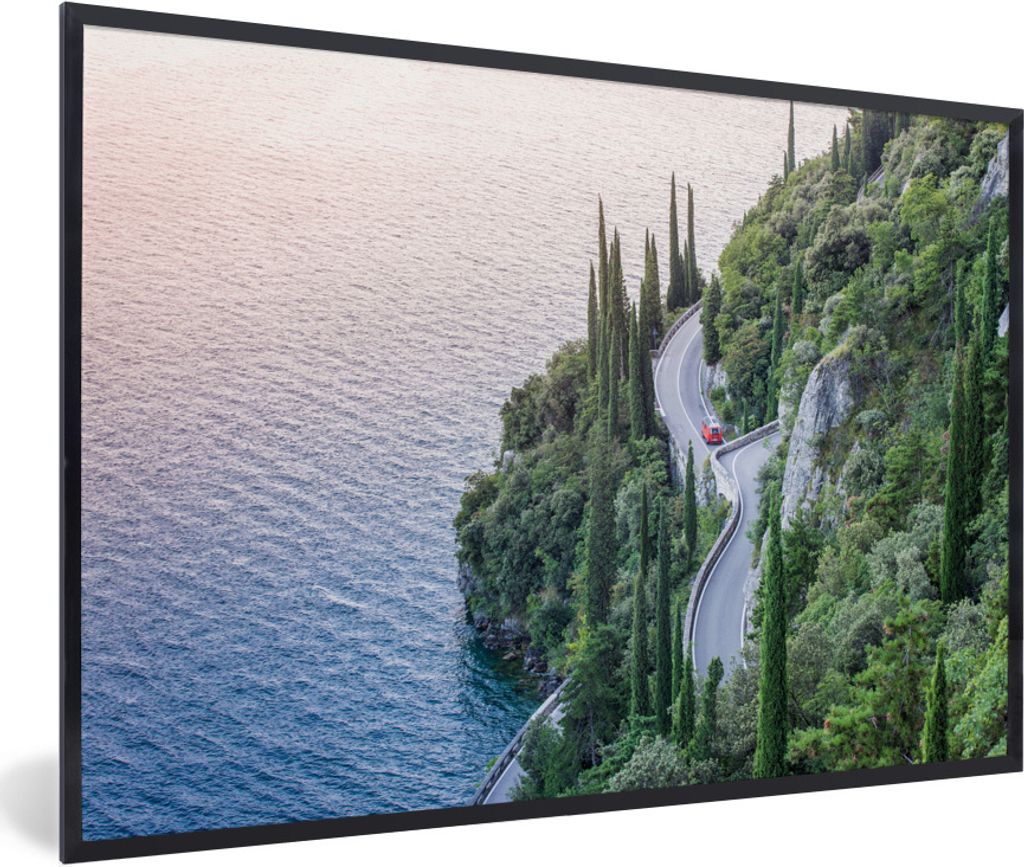 MuchoWow Gerahmtes Poster Gardasee - Straße - Berge 90x60 cm - Poster mit Schwarzem Bilderrahmen Wandposter Rahmen Foto Bilder - Fotorahmen - Fo...