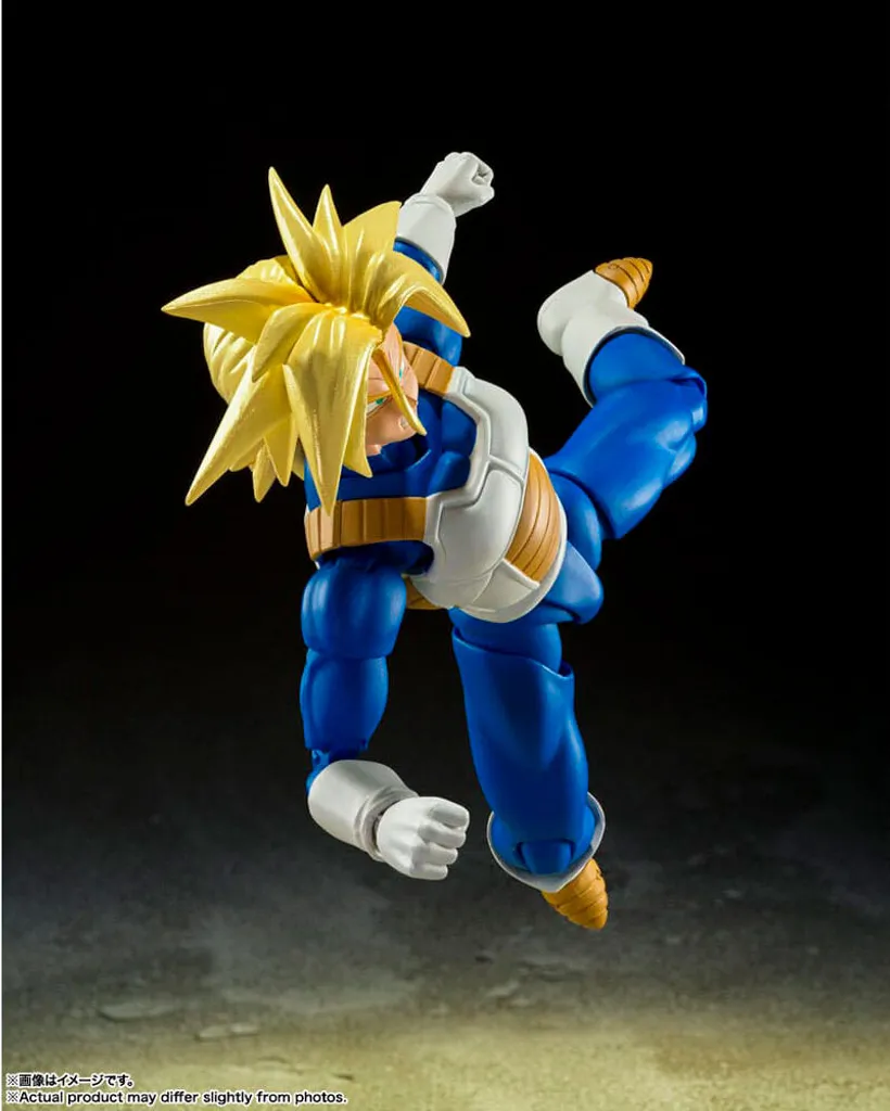 Figurine Trunks DBZ Articulée : Réalisme et Postures de Combat 14cm - 11