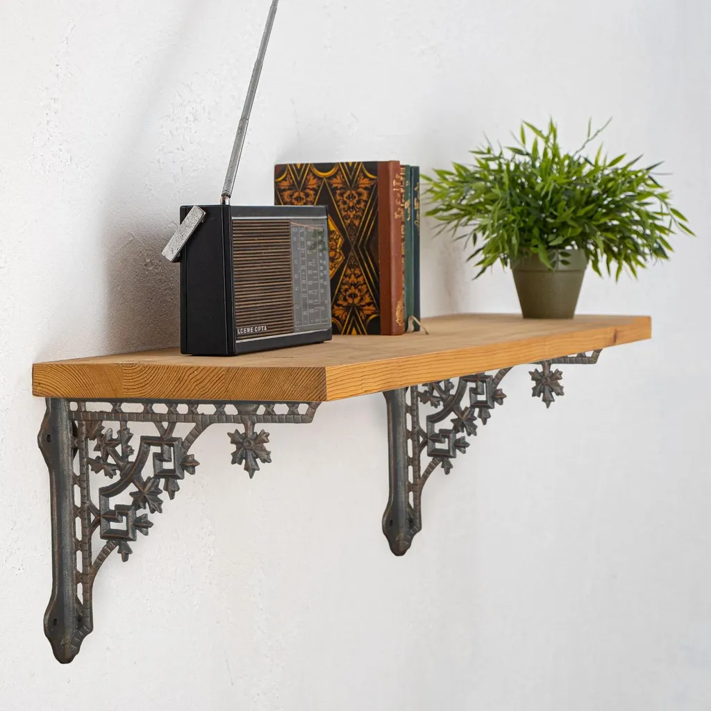 Support étagère fonte style ancien - Équerre d'angle robuste et déco