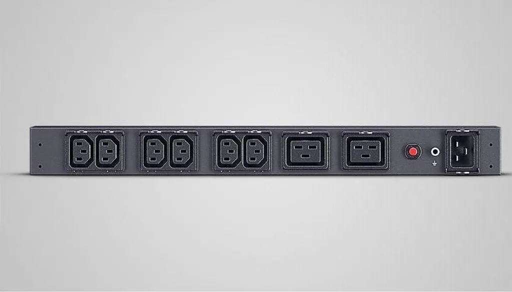 PDU Basic 16A - 8 Sorties IEC-320 - Gestion Câbles et Baie IT - 6