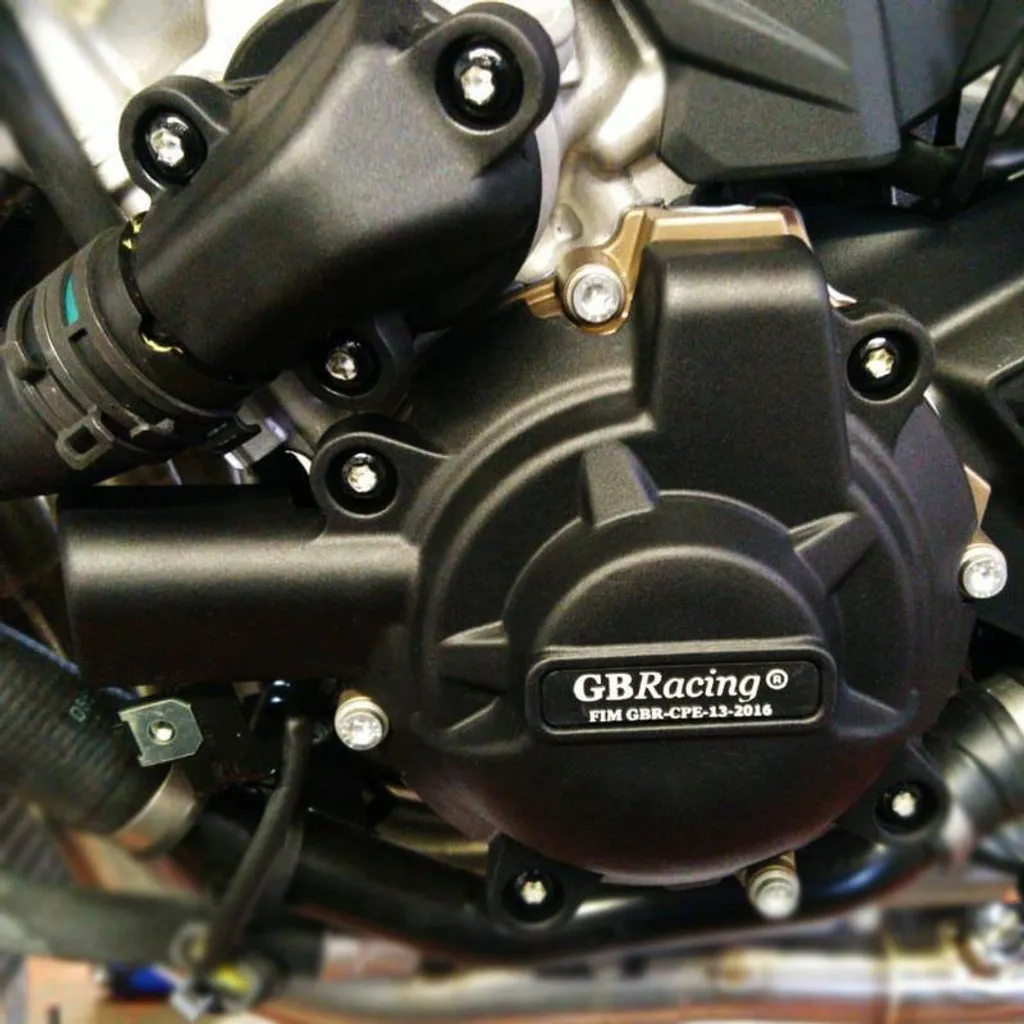 Protection de Pompe à Eau BMW S1000RR pour Usage Circuit et Compétition - 3