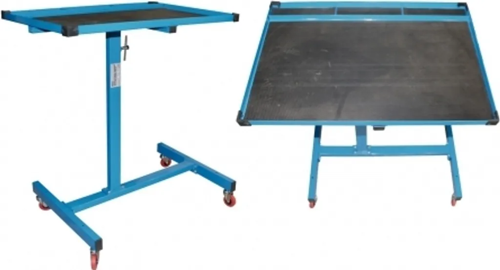 Table d'appoint mobile pour gagner de l'espace dans les petits salons - 7