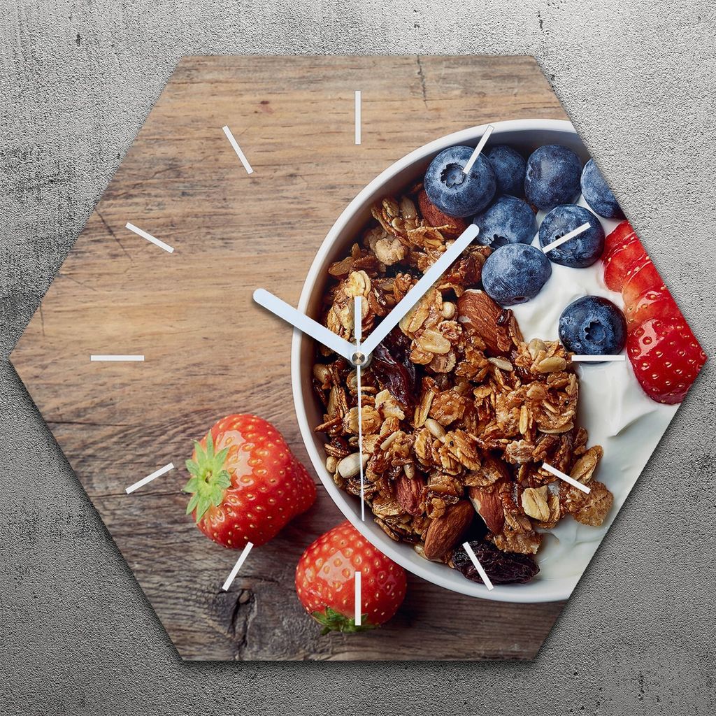 Uhr hexagonal 40 cm Glas Geräuschlos weiße Zeiger - Joghurt und frische Beeren
