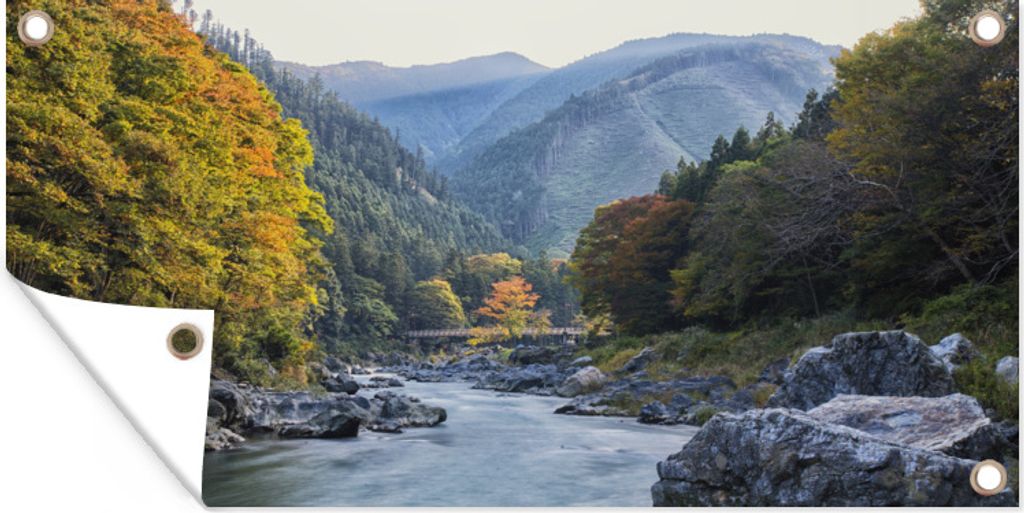 MuchoWow 160x80 cm Outdoor-Poster Gartendeko Sichtschutz Garten Poster für den Garten Fluss bei Okutama in Japan mit Herbstfarben