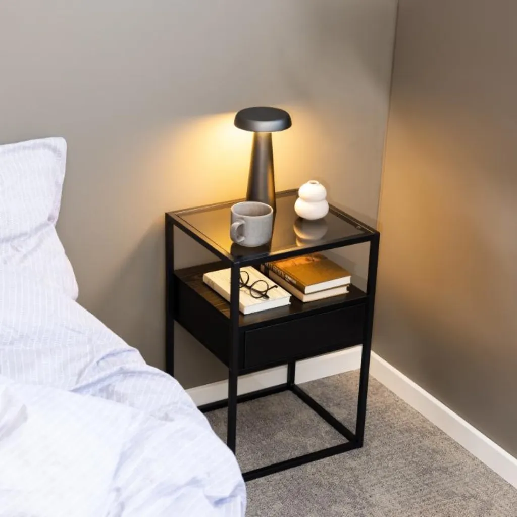 Table de nuit grise Randolf compacte pour optimiser les petits espaces - 10