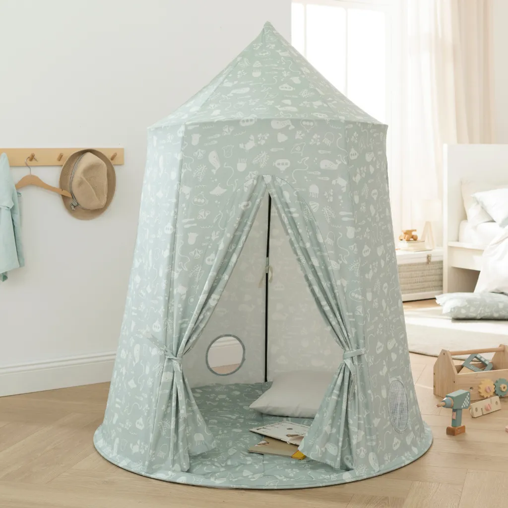 Espace de jeu intérieur Howa Sea World avec tapis pour chambre enfant