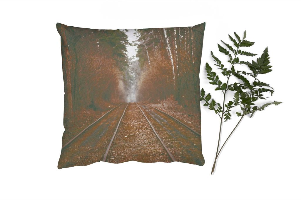 MuchoWow Zierkissen Sofakissen Wohnzimmer Dekokissen 40x40 cm Bahnstrecke - Weg - Wald - Baum - Foto Kissen - Schlafzimmer Dekoration