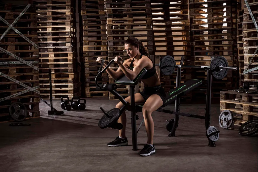 Banc de musculation compact Tunturi WB40 avec repose-barre et leg developer - 2