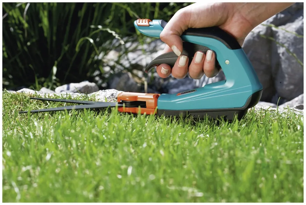 Gardena Comfort Grasschere Cisaille à Gazon Orientable Blister 12100