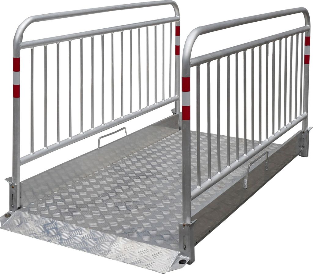 Schake Grabenbrücke Secure aus Aluminium mit Sicherheitsgeländer 2,20m lang